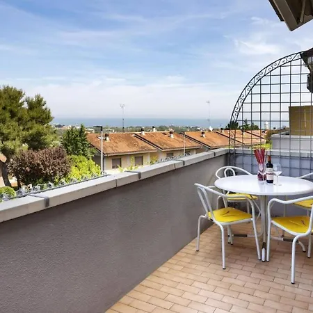 Charming 3-bedroom In With Free Parking * Riccione